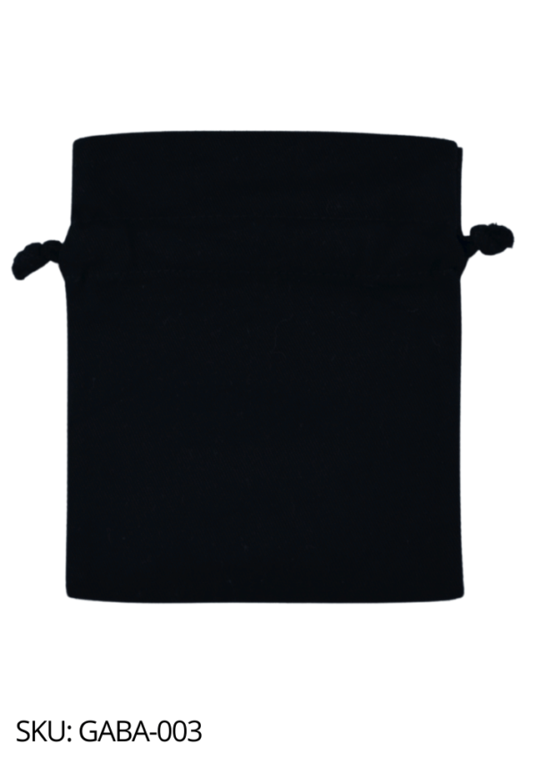 Costal de gabardina negro con flor